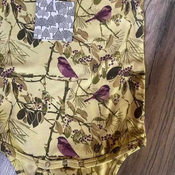 NWT Kate Quinn SS Bodysuit in Mauve Chickadee fits 18-24 months - Picture 3 of 3